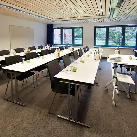 מלון Four Points Flex By Sheraton Hannover הנובר