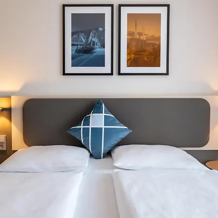 Four Points Flex By Sheraton Hannover 3* הנובר