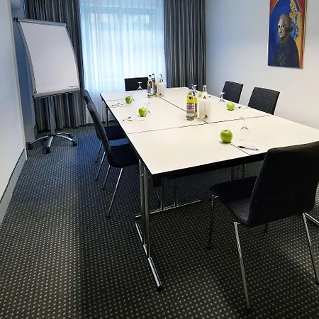 Ghotel & Living 3*
