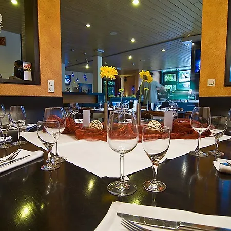 Four Points Flex By Sheraton Hannover 3* Hanóver